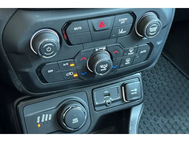 SEMINUEVOS JEEP Renegade a Estados en autogozo