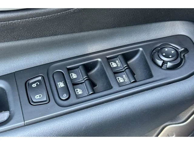 SEMINUEVOS JEEP Renegade at ELK GROVE in Elk Grove Buick GMC