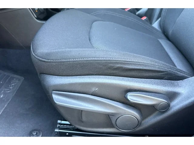 SEMINUEVOS JEEP Renegade at ELK GROVE in Elk Grove Buick GMC