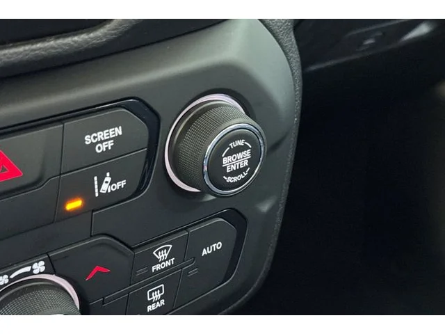 SEMINUEVOS JEEP Renegade at ELK GROVE in Elk Grove Buick GMC