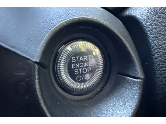 SEMINUEVOS JEEP Renegade at ELK GROVE in Elk Grove Buick GMC