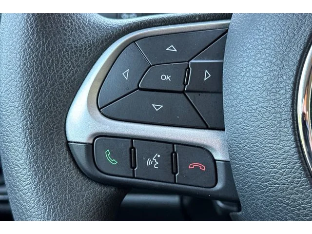 SEMINUEVOS JEEP Renegade at ELK GROVE in Elk Grove Buick GMC