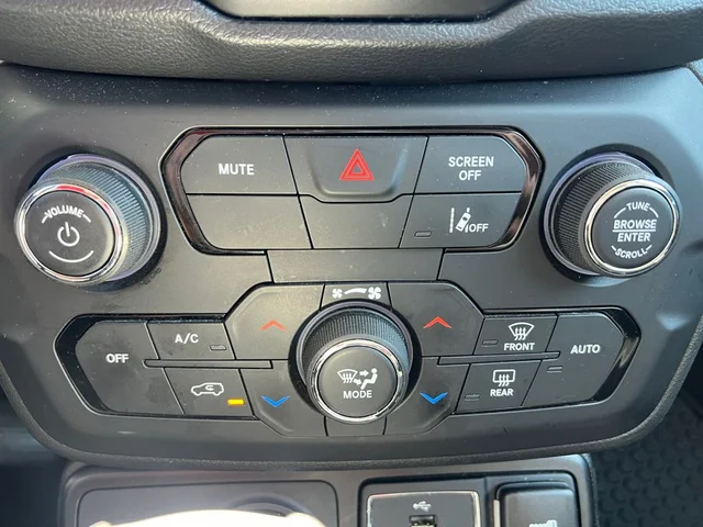SEMINUEVOS JEEP Renegade a Estados en autogozo
