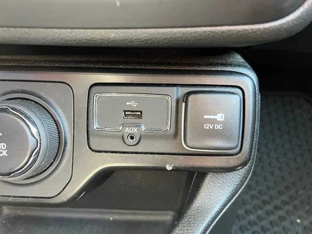 SEMINUEVOS JEEP Renegade a Estados en autogozo