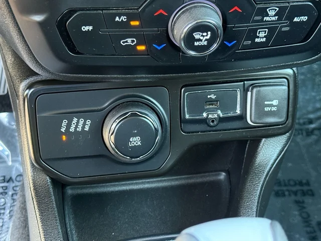 SEMINUEVOS JEEP Renegade a Estados en autogozo