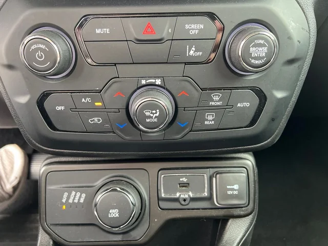 SEMINUEVOS JEEP Renegade a Estados en autogozo