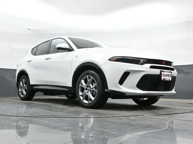SEMINUEVOS DODGE Hornet a Estados en autogozo
