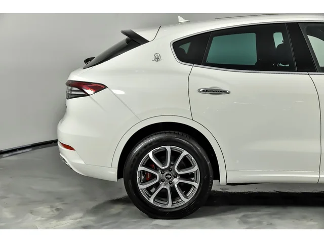SEMINUEVOS MASERATI Levante a Estados en autogozo