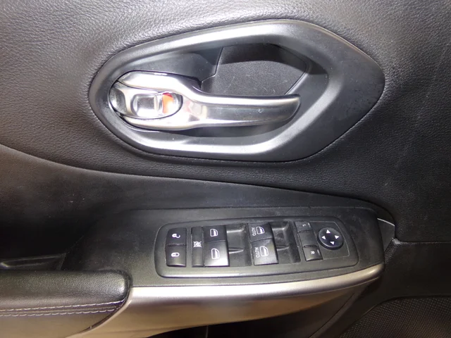 SEMINUEVOS JEEP Cherokee a Estados en autogozo
