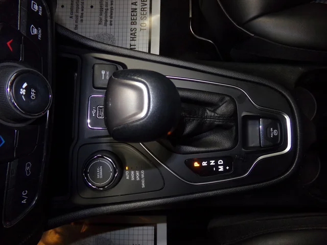 SEMINUEVOS JEEP Cherokee a Estados en autogozo