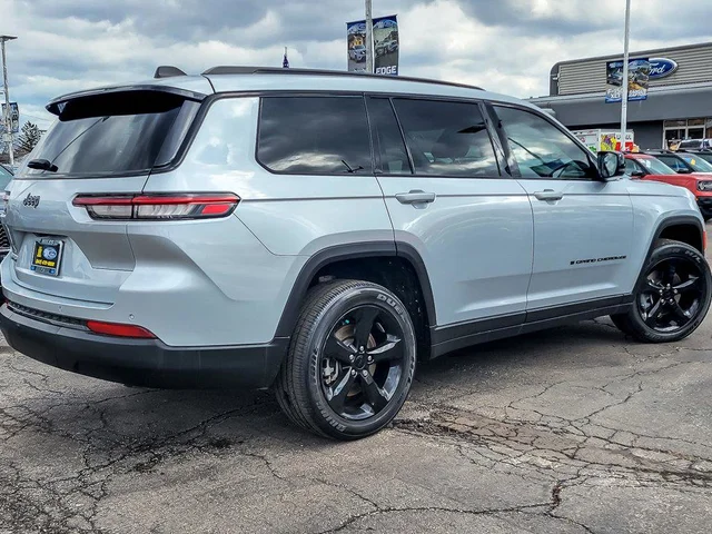 SEMINUEVOS JEEP Grand Cherokee L a Estados en autogozo