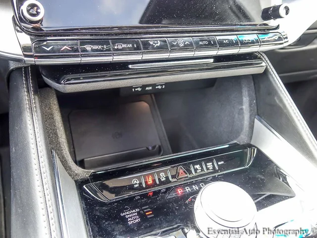 SEMINUEVOS JEEP Wagoneer a Estados en autogozo