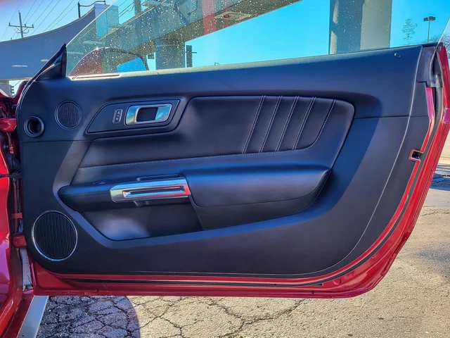 SEMINUEVOS FORD Mustang a Estados en autogozo