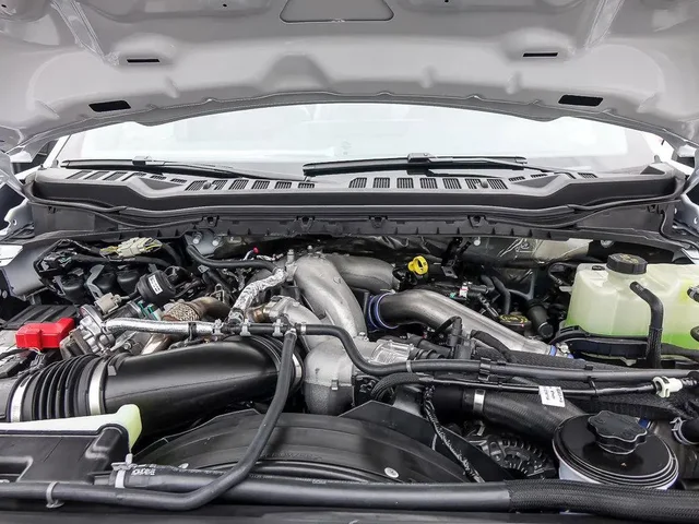 Nuevos FORD SUPER DUTY F-550 DRW à Estados chez autogozo