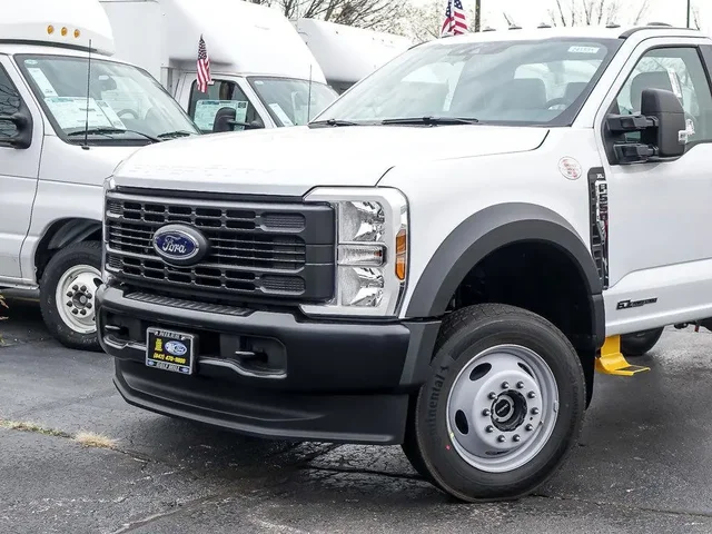 Nuevos FORD SUPER DUTY F-550 DRW à Estados chez autogozo