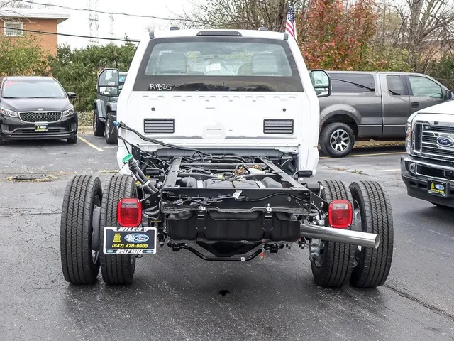 Nuevos FORD SUPER DUTY F-550 DRW à Estados chez autogozo