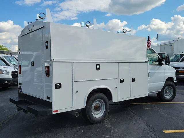 Nuevos FORD E-SERIES CUTAWAY à Estados chez autogozo
