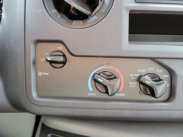 Nuevos FORD E-SERIES CUTAWAY à Estados chez autogozo