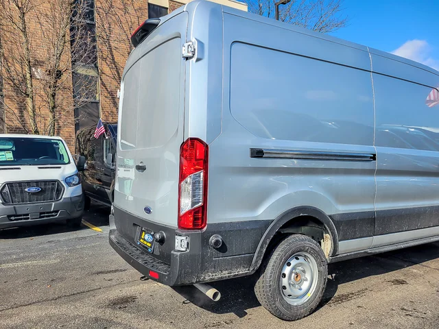 Nuevos FORD TRANSIT CARGO VAN à Estados chez autogozo