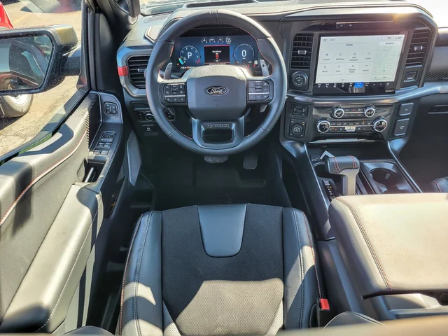 Nuevos FORD F-150 à Estados chez autogozo