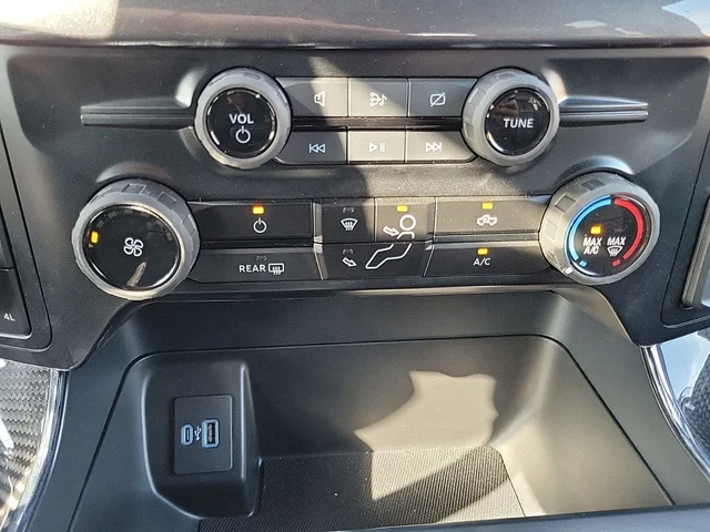 Nuevos FORD F-150 à Estados chez autogozo