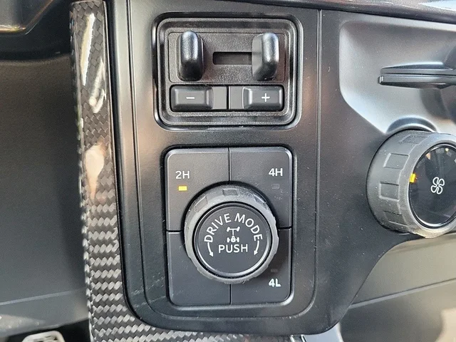 Nuevos FORD F-150 à Estados chez autogozo