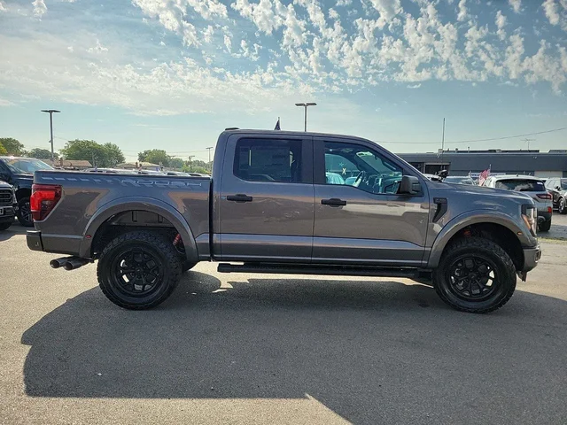 Nuevos FORD F-150 à Estados chez autogozo