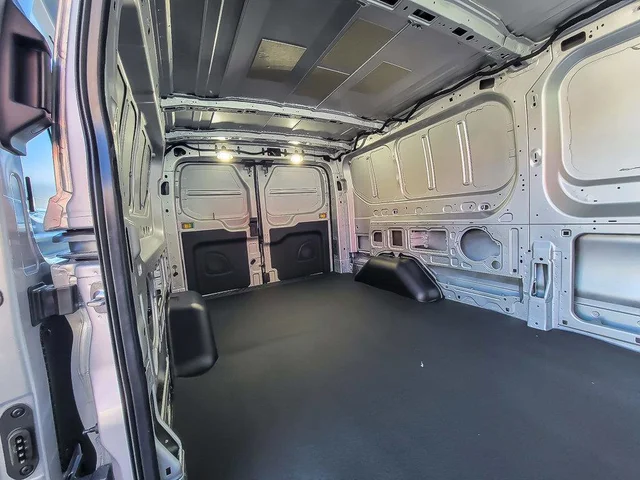 Nuevos FORD TRANSIT-150 CARGO à Estados chez autogozo