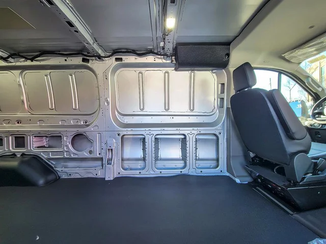 Nuevos FORD TRANSIT-150 CARGO à Estados chez autogozo