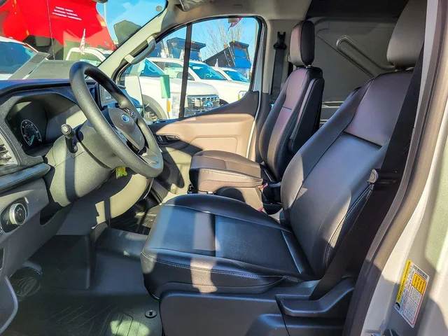 Nuevos FORD TRANSIT-150 CARGO à Estados chez autogozo