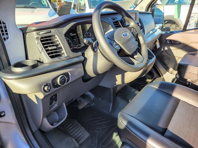 Nuevos FORD TRANSIT-150 CARGO à Estados chez autogozo