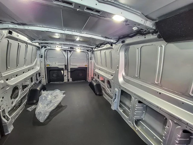Nuevos FORD TRANSIT-150 CARGO à Estados chez autogozo