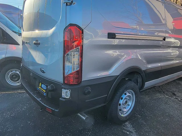 Nuevos FORD TRANSIT-150 CARGO à Estados chez autogozo