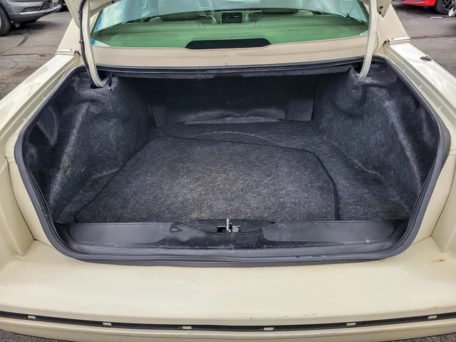 SEMINUEVOS CADILLAC Deville a Estados en autogozo
