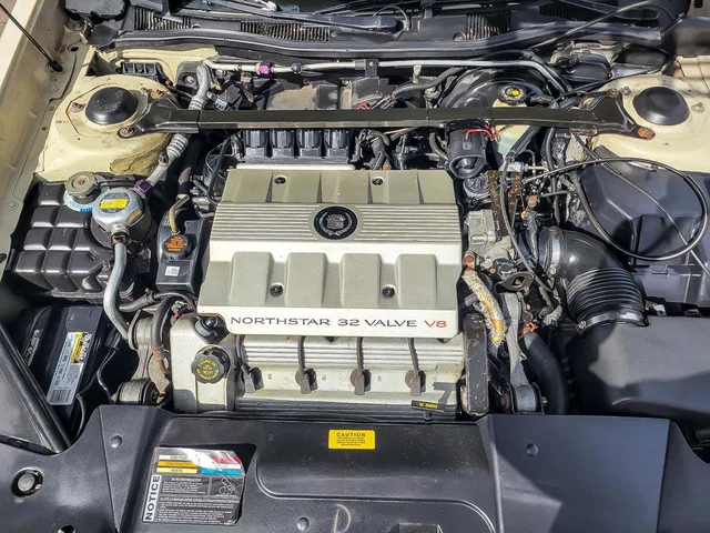 SEMINUEVOS CADILLAC Deville a Estados en autogozo
