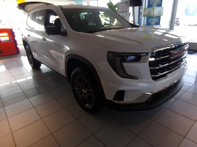 Nuevos GMC ACADIA à Estados chez autogozo