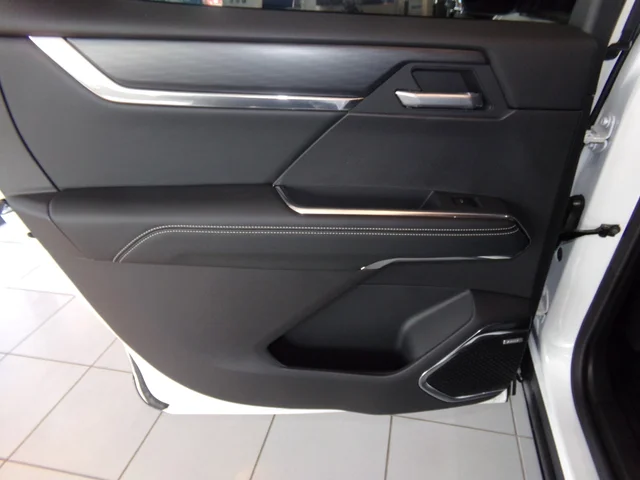 Nuevos GMC ACADIA à Estados chez autogozo