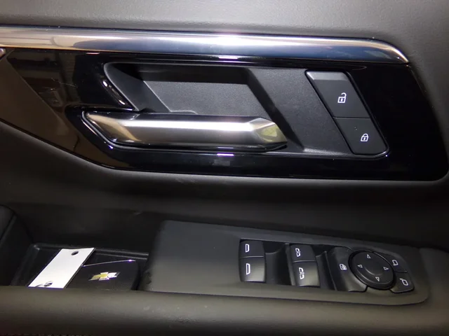Nuevos CHEVROLET SUBURBAN à Estados chez autogozo