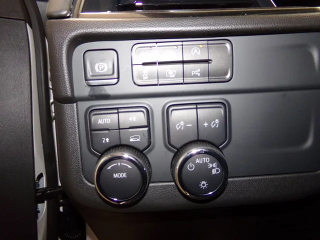 Nuevos CHEVROLET SUBURBAN à Estados chez autogozo