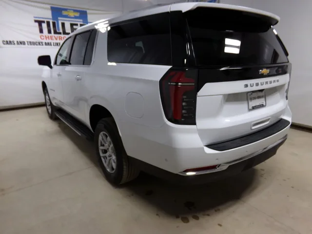Nuevos CHEVROLET SUBURBAN à Estados chez autogozo