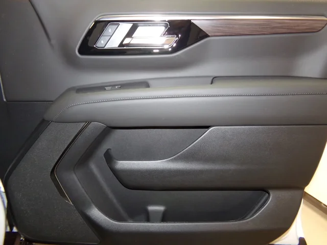 Nuevos CHEVROLET SUBURBAN à Estados chez autogozo
