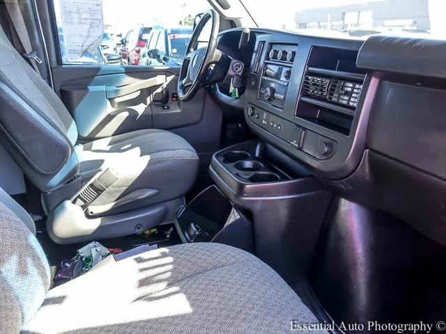 SEMINUEVOS GMC Savana Cargo Van a Estados en autogozo