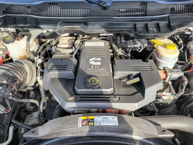 SEMINUEVOS RAM 3500 Chassis Cab a Estados en autogozo