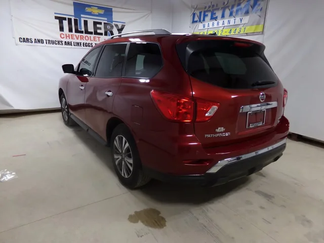 SEMINUEVOS NISSAN Pathfinder a Estados en autogozo