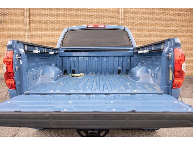 SEMINUEVOS TOYOTA Tundra 4WD a Estados en autogozo