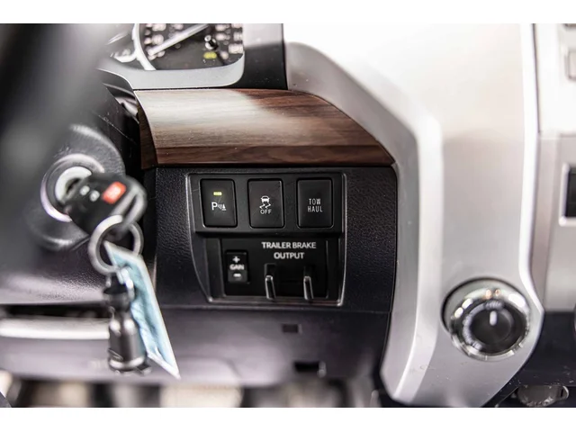 SEMINUEVOS TOYOTA Tundra 4WD a Estados en autogozo