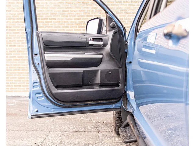 SEMINUEVOS TOYOTA Tundra 4WD a Estados en autogozo