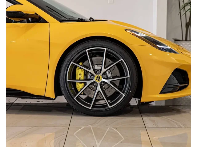 Nuevos LOTUS EMIRA à Estados chez autogozo