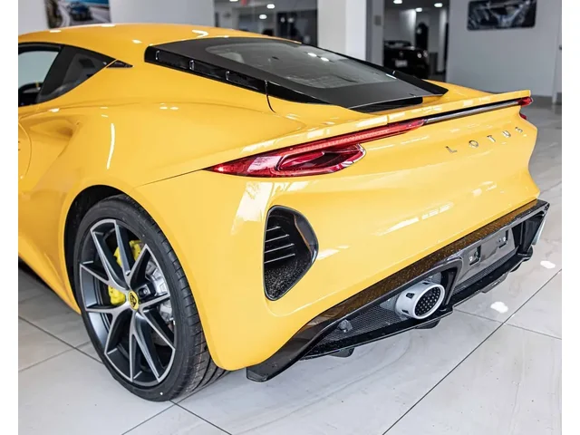 Nuevos LOTUS EMIRA à Estados chez autogozo