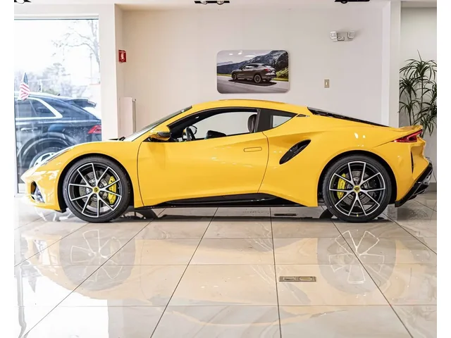 Nuevos LOTUS EMIRA à Estados chez autogozo